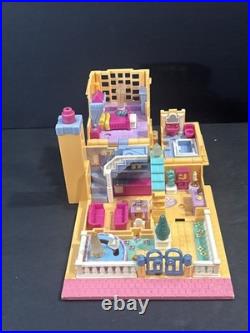 Vintage Polly Pocket Miniature Houses And Compacts Lot Of 11 Plus 7 Figures
