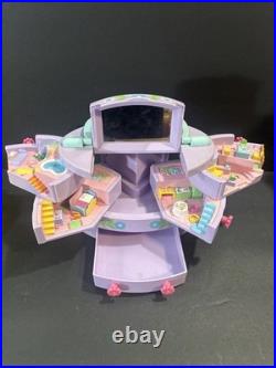 Vintage Polly Pocket Miniature Houses And Compacts Lot Of 11 Plus 7 Figures
