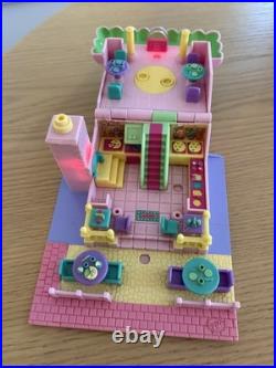 Vintage Polly Pocket Pizzeria Variation Green Lights Playset Bluebird Rare
