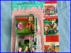 Vintage Polly Pocket Pollyville Holiday Toy Shop