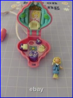 Vintage Polly Pocket Teatime Locket 1995 100% Complete. Very Rare