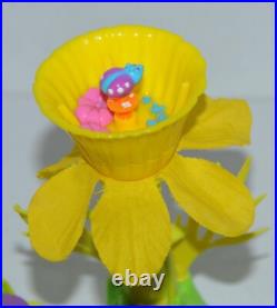 Vintage Polly Pocket Totally Flowers Good Condition 1997 Loose Near Complete Vintage Polly Pocket Totally Flowers Good Condition 1997 Loose Near Complete