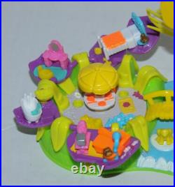Vintage Polly Pocket Totally Flowers Good Condition 1997 Loose Near Complete Vintage Polly Pocket Totally Flowers Good Condition 1997 Loose Near Complete