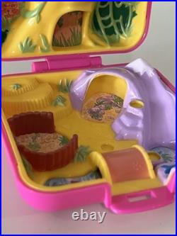 Vintage Polly Pocket WILD ZOO with RARE PENGUIN 1989 Bluebird COMPLETE Variant