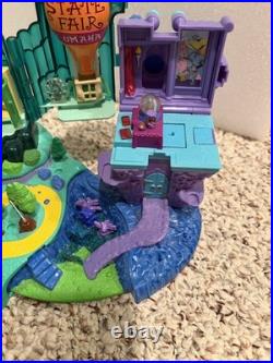 Vintage WIZARD of OZ Polly Pocket Playset Emerald City complete with mini figures