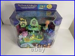 Vintage Wizard of Oz Play Set Polly Pocket Dorothy Scarecrow Tin man Lion New