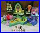 Vntg_Polly_Pocket_2001_The_Wizard_Of_Oz_Emerald_City_Playset_All_But_1_Figure_01_ugi