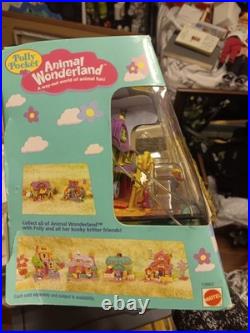 Vtg 1995 Polly Pocket Animal Wonderland Light-Up Horse House Newith Sealed