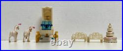 Vtg Disney Cinderella Polly Pocket Light-Up Pink Wedding Palace 99% Complete Vtg Disney Cinderella Polly Pocket Light-Up Pink Wedding Palace 99% Complete