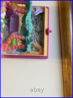 Vtg Polly Pocket 1995 Glitter Island Enchanted Storybook 100% COMPLETE Bluebird