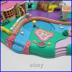 Vtg Polly Pocket Magical Movin' Pollyville Boutique Bluebird Treehouse Figures
