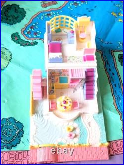 Vtg Polly Pocket Pollyville Set & Mat + Mansion Lights Up & Disney Magic Kingdom