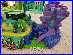 WIZARD of OZ Mini Playset COMPLETE with10 Figures LIGHTS Mattel Polly Pocket 2001