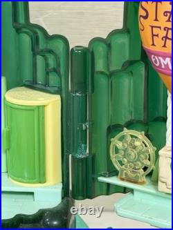 WIZARD of OZ Polly Pocket Playset Emerald City 2001 100% COMPLETE Look/Read WIZARD of OZ Polly Pocket Playset Emerald City 2001 100% COMPLETE Look/Read