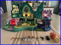Wizard of oz Polly Pocket Emerald City Play Set 2001 With Figures! Lights Up